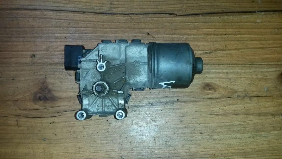0390241511 Renault Clio 2000 windscreen front wiper motor - FRONT
