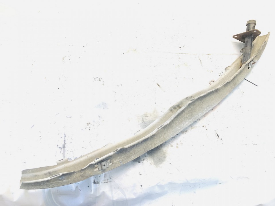 8D0807133A Audi A4 1997 Bamperio balkis (sutvirtinimas) P.