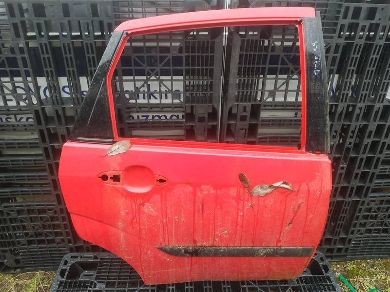 RAUDONOS Ford Focus 2000 Doors - REAR RIGHT