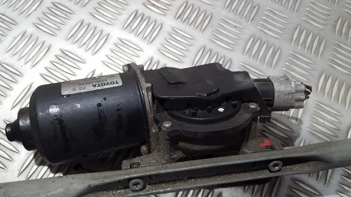 8511005050 Toyota Avensis 2003 windscreen front wiper motor - FRONT