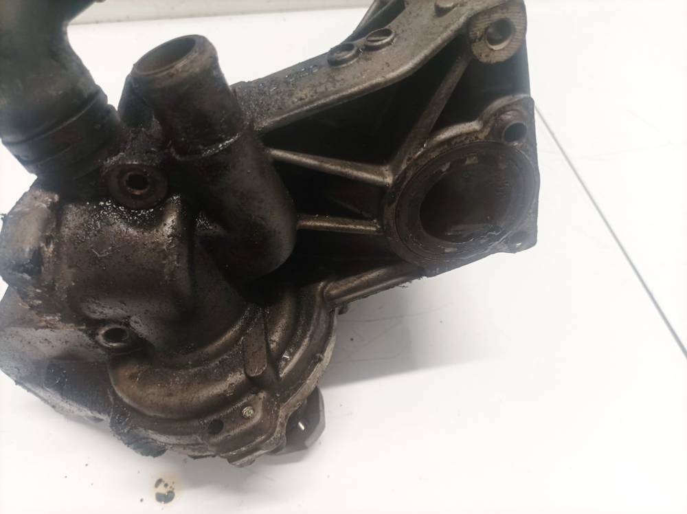 028903143AF Volkswagen Passat 1997 Variklio kronsteinas ir Greiciu dezes kronsteinas - Thumbnail 3