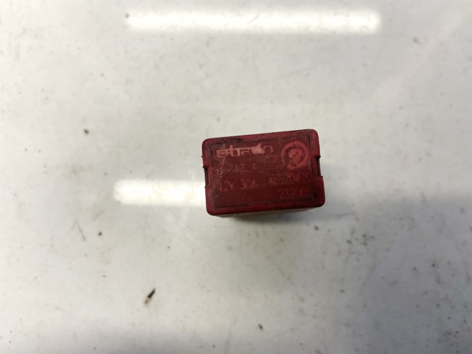 46520412 Iveco Daily 2004 Relejs