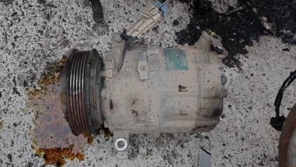 13140505 Opel Signum 2003 AC AIR Compressor Pump