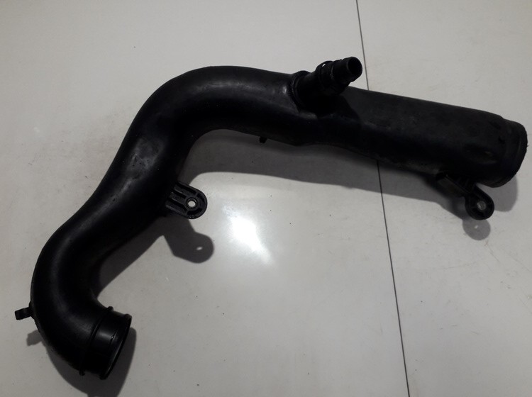 1K0129654AJ Volkswagen Passat 2005 TURBO INTERCOOLER PIPE HOSE