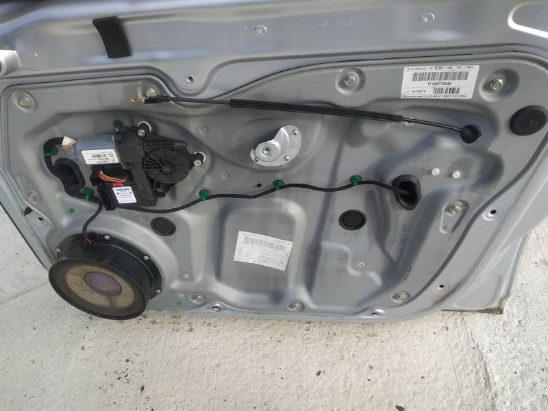 1T1837730AE Volkswagen Touran 2005 Door winder mechanism (Window Regulator) - FRONT RIGHT