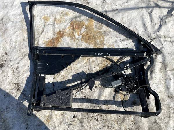 8L3837753 Audi A3 1996 Durvju rāmis - PRIEKŠA PA KREISI - Thumbnail 2