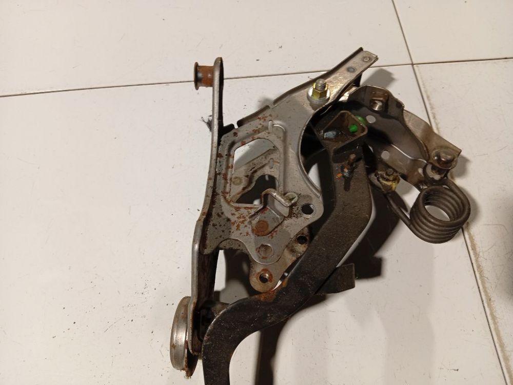 Lexus IS - CLASS 2006 Pedal work, Brake pedal, Pedal bracket, Clutch pedal - Thumbnail 4