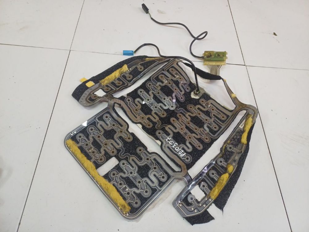 1S7T600C06AC Ford Mondeo 2002 Sedynes sildymo elementas - Thumbnail 2