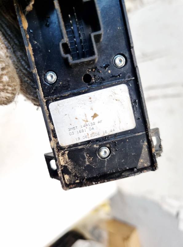 3M5T14A132AF Ford C-MAX 2007 Power window control (Window Regulator-Window Switch) - Thumbnail 5