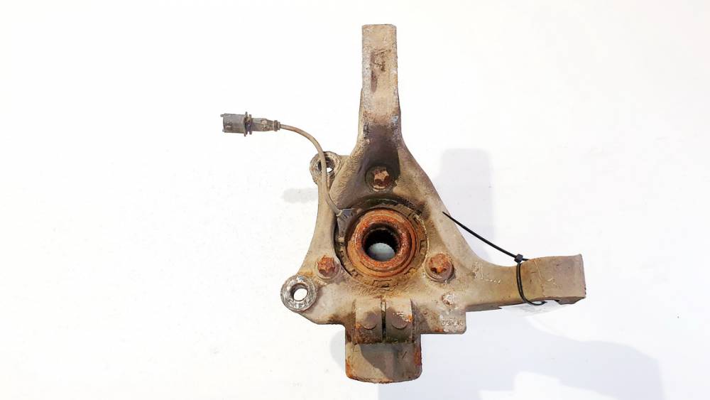 Opel Vectra 2002 Wspornik piasty - PRZEDNIE PRAWE