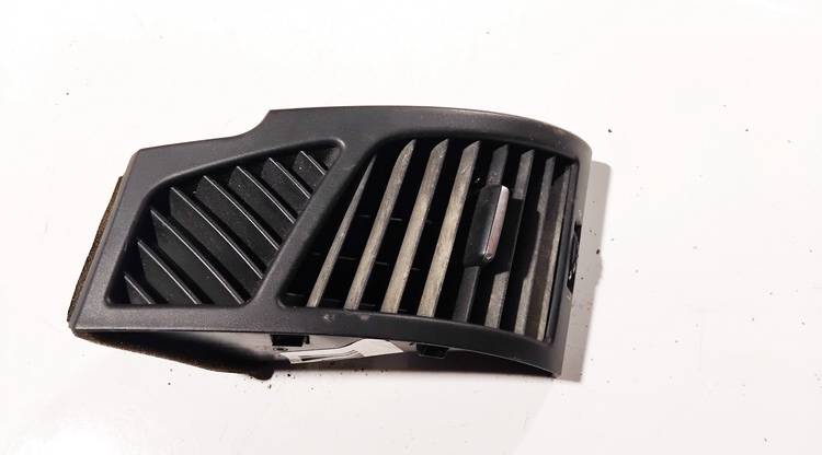 705918812 BMW 1-Series 2004 Dash Vent (Air Vent Grille)