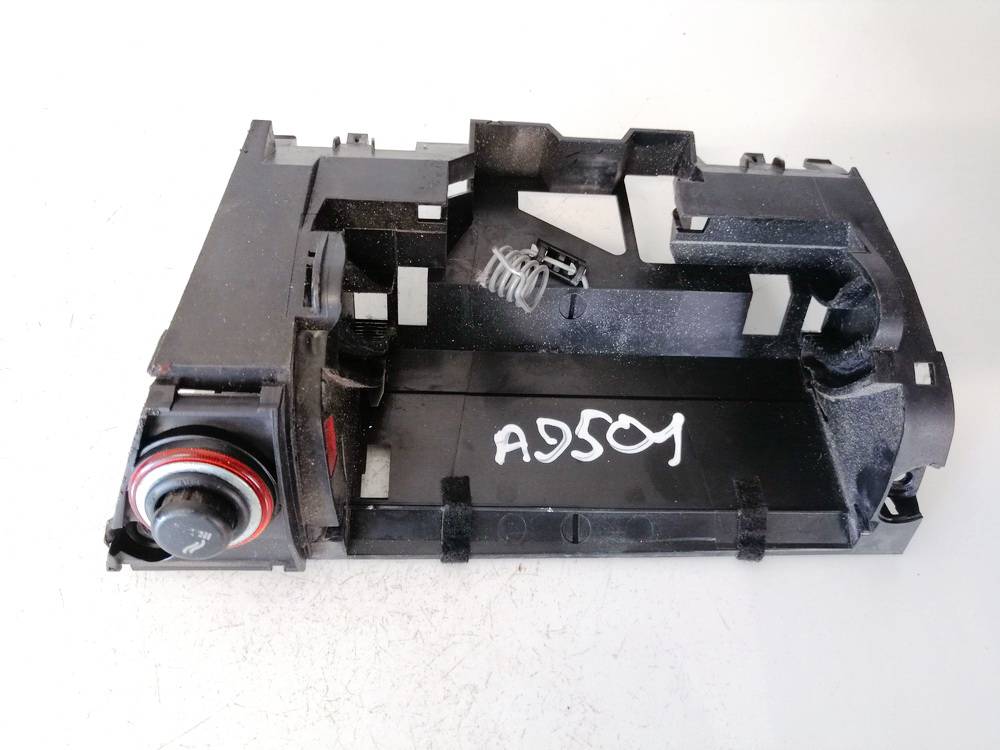 1T1857961 Citroen Jumpy 2008 Center Console Ashtray (Ash Tray)