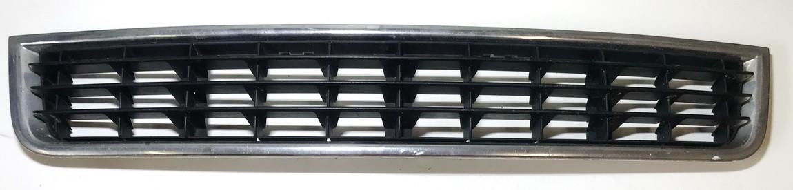 8E0807647 Audi A4 2002 Bumper Grille - FRONT CENTER