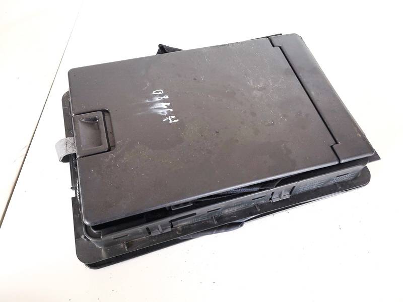 8E9885215 Volkswagen Phaeton 2009 Interior trim