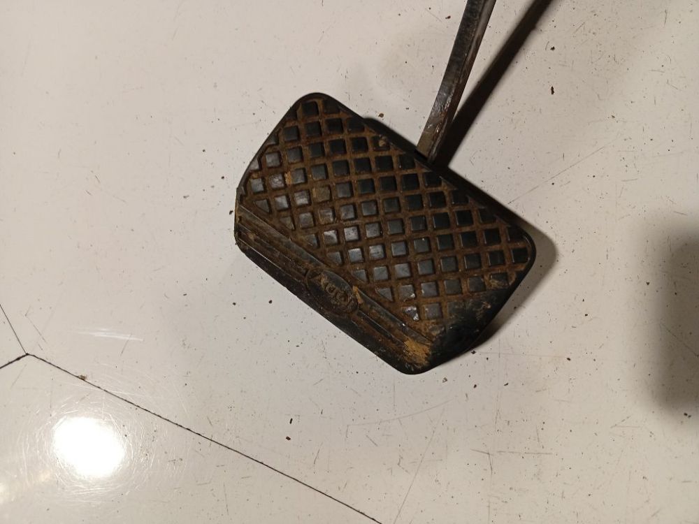 4A1723115B Audi 100 1993 Pedal work, Brake pedal, Pedal bracket, Clutch pedal - Thumbnail 2