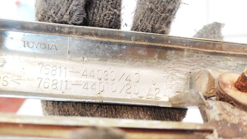 7681144030 Toyota Avensis Verso 2002 Aizmugurējā vāka ārējā apdare (numura apgaismojums) - AIZMUGURE - Thumbnail 3