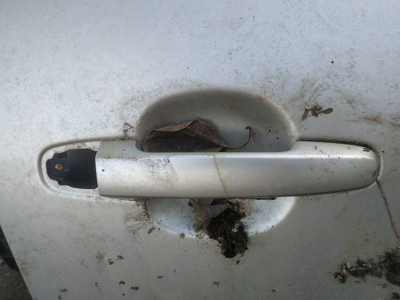 Toyota Avensis Verso 2002 Ручка двери нaружная передний правый