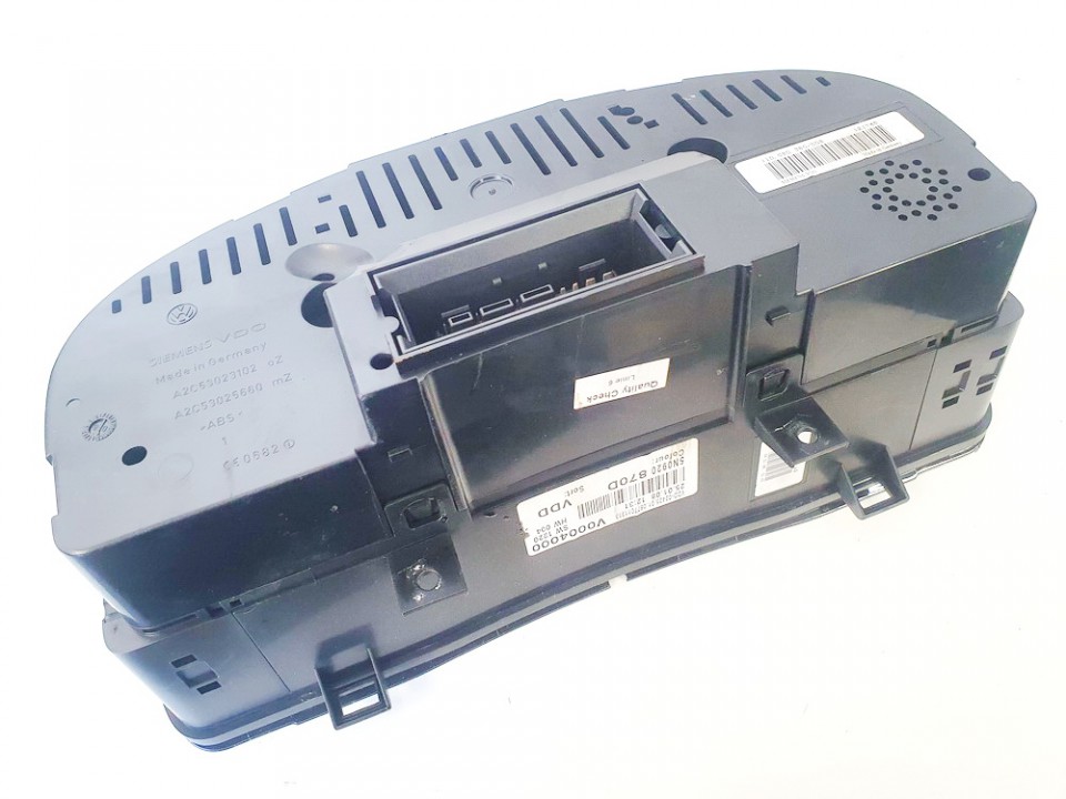 5N0920870D Volkswagen Tiguan 2009 Spidometras - prietaisu skydelis - Thumbnail 3