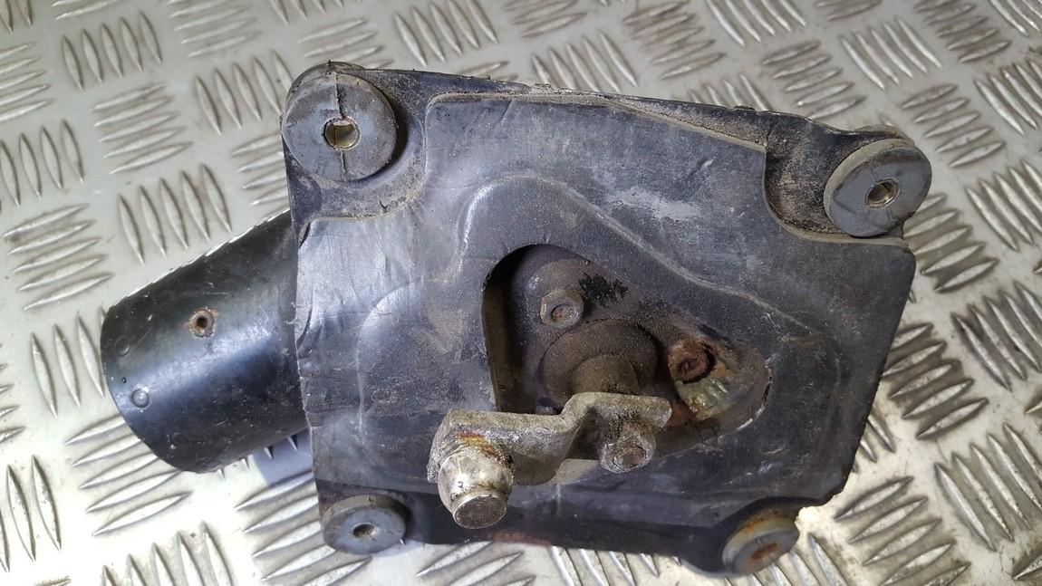 0390241114 Mitsubishi Carisma 1998 Tuulilasin pyyhkimen moottori - EDESSÄ