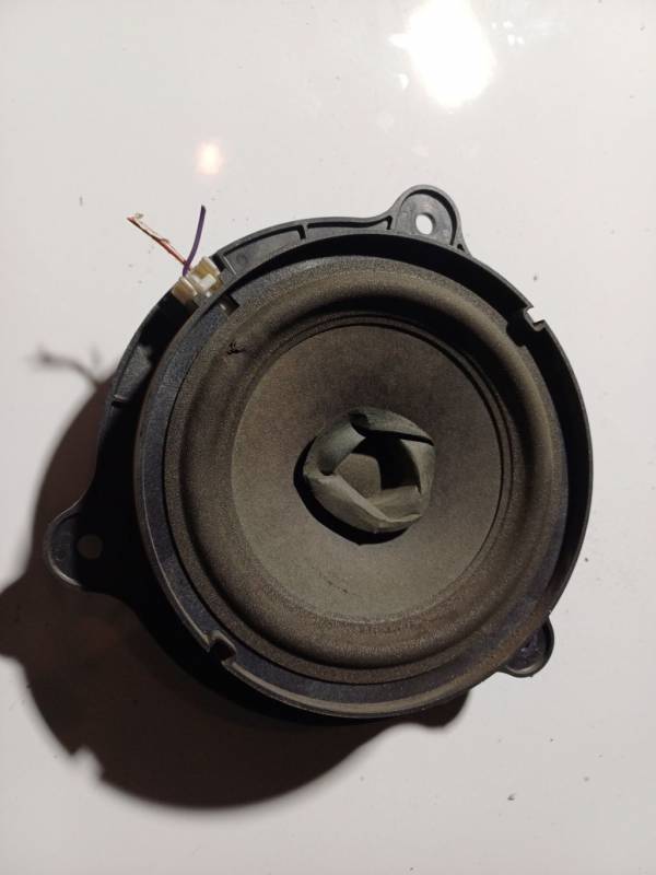 28156AV700 Nissan Note 2009 Speaker (audio)