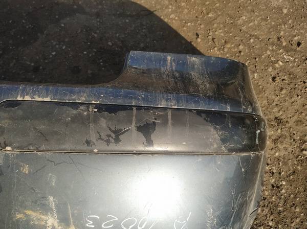 Volkswagen Golf 1999 Moldura embellecedora de la barra del amortiguador - TRASERO DERECHO