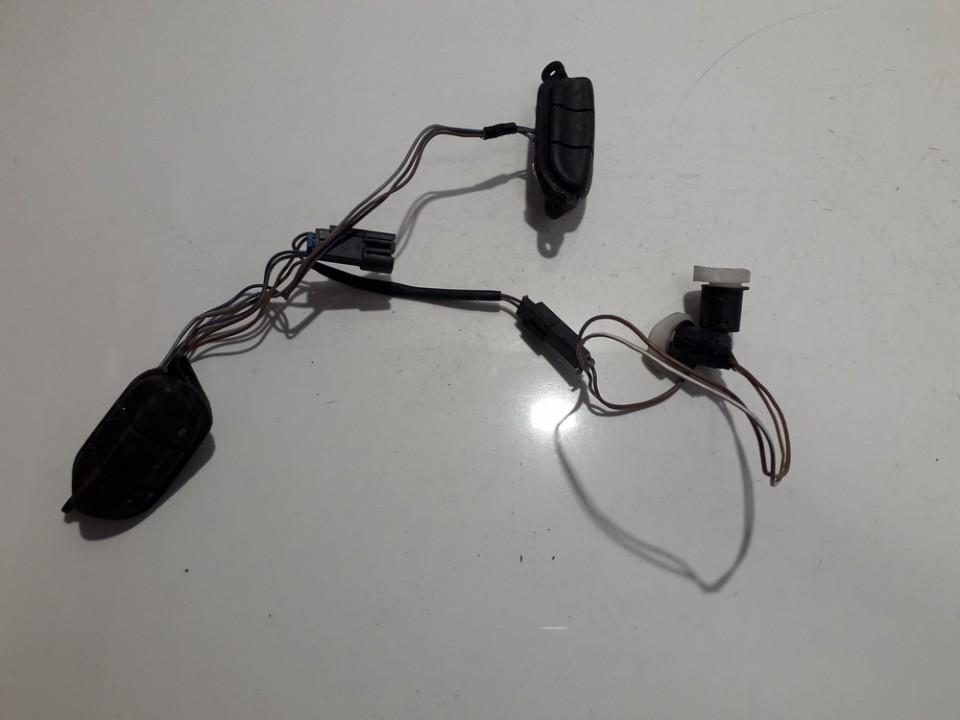 15689800 Opel Vectra 1998 Holden Steering Wheel Button