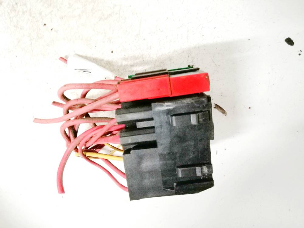 Renault Clio 2004 Skrzynka bezpieczników - Thumbnail 2