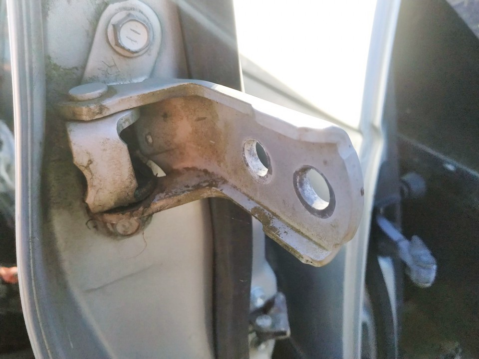 Toyota Yaris Verso 2003 Door Hinge - FRONT - Thumbnail 2