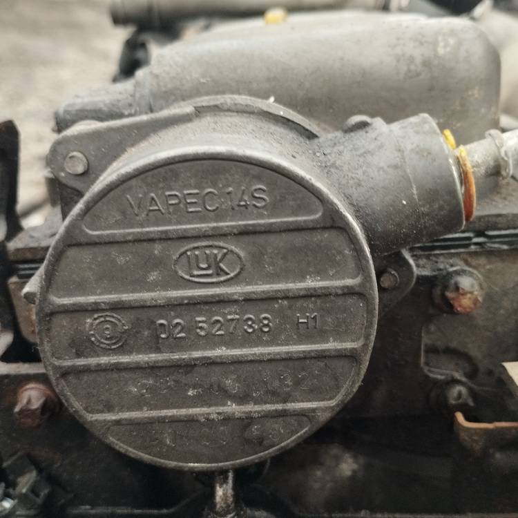 0252738 Opel Vectra 2003 Jarrujen tyhjiöpumppu