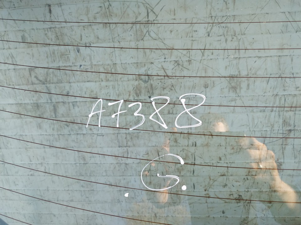 JUODAS Toyota Avensis 2003 Tylna klapa (pokrywa silnika) - TYLNE - Thumbnail 3