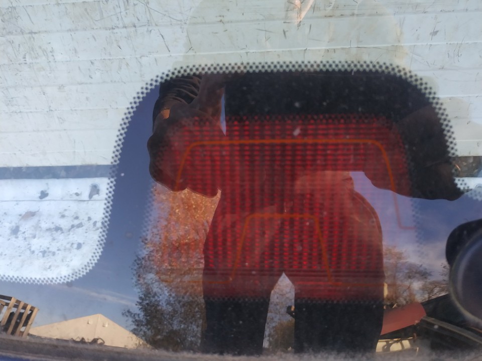 Toyota Avensis 2003 Dodatkowe światło stopu