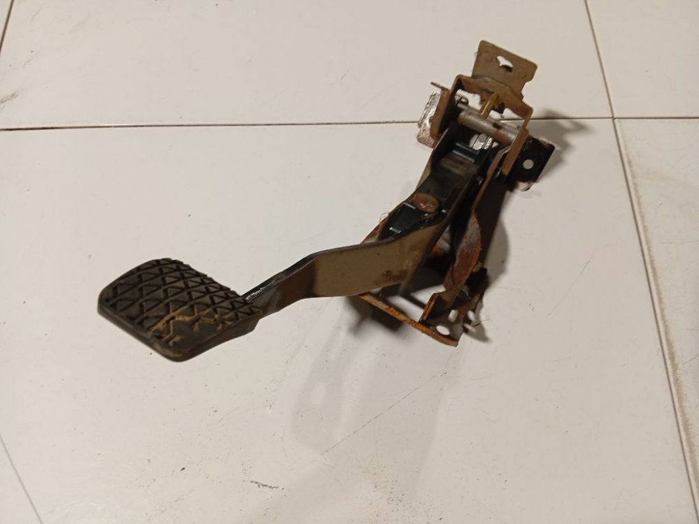 Mazda 6 2002 Jarrupoljin