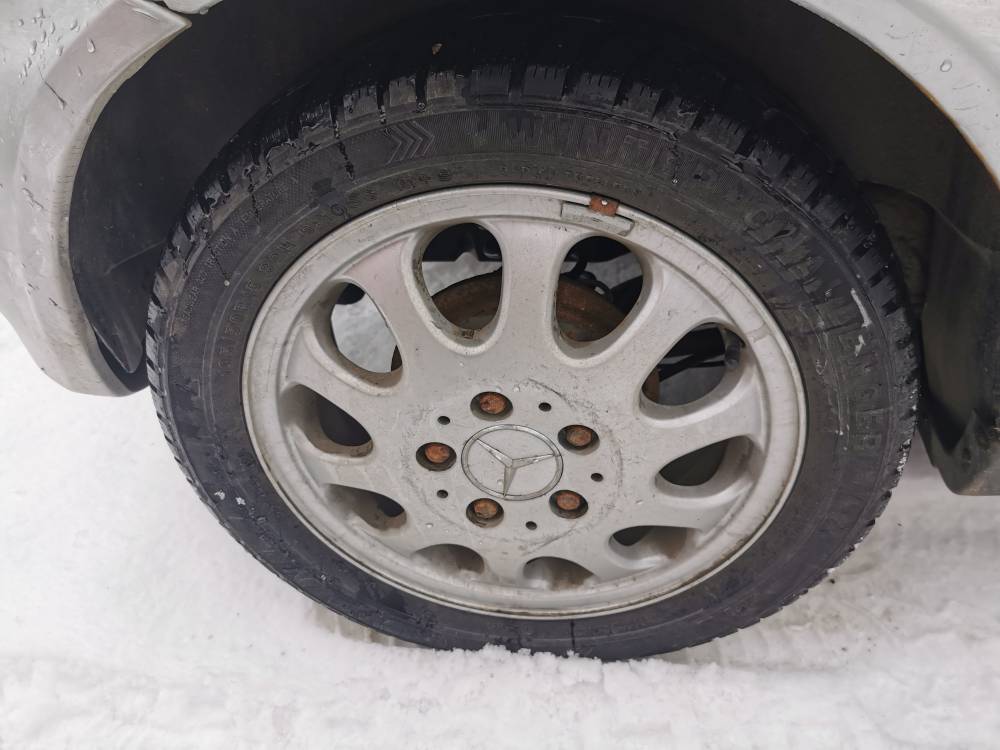 5X112 Mercedes-Benz A-CLASS 2001 Liettuan renkaiden komplekti R15 - Thumbnail 2