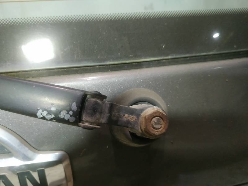 Nissan Almera Tino 2003 Scheibenwischermotor Hinten
