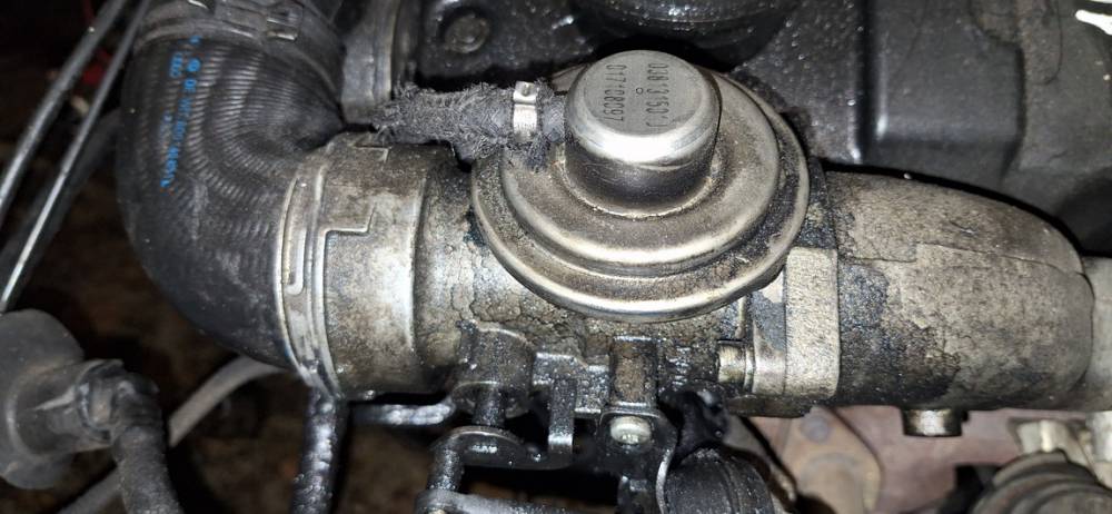 038131501J Volkswagen Passat 2001 EGR Valve Exhaust Gas - Thumbnail 2