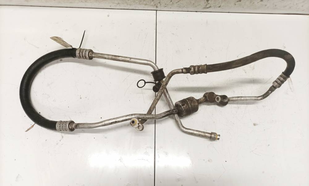 Mitsubishi Carisma 2002 Kondicioniera caurulīte / šļūtene