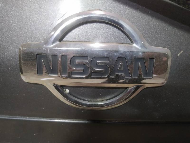 Nissan Almera Tino 2003 Hinten Abzeichen (Schriftzug Zeichen) - Thumbnail 2