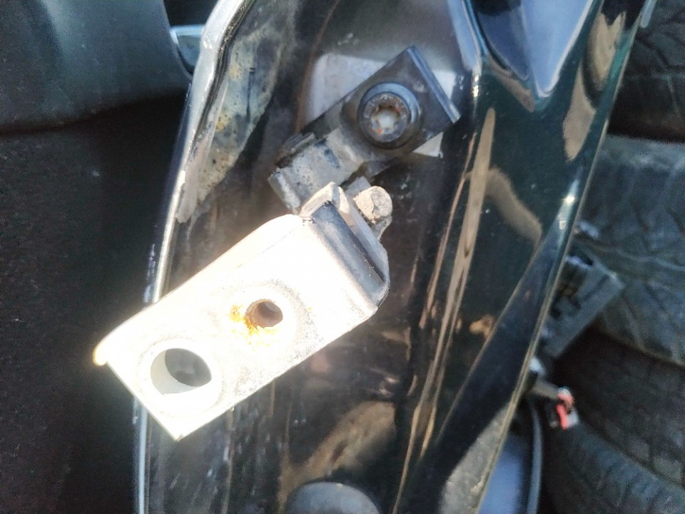 Audi A3 2007 Door Hinge - FRONT - Thumbnail 2