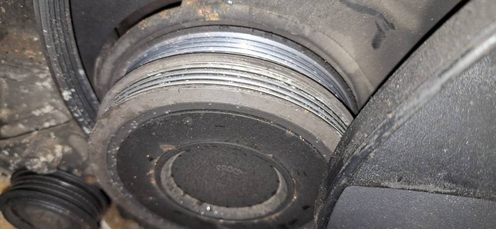 Volkswagen Passat 2001 Crankshaft Belt Pulley - Thumbnail 2