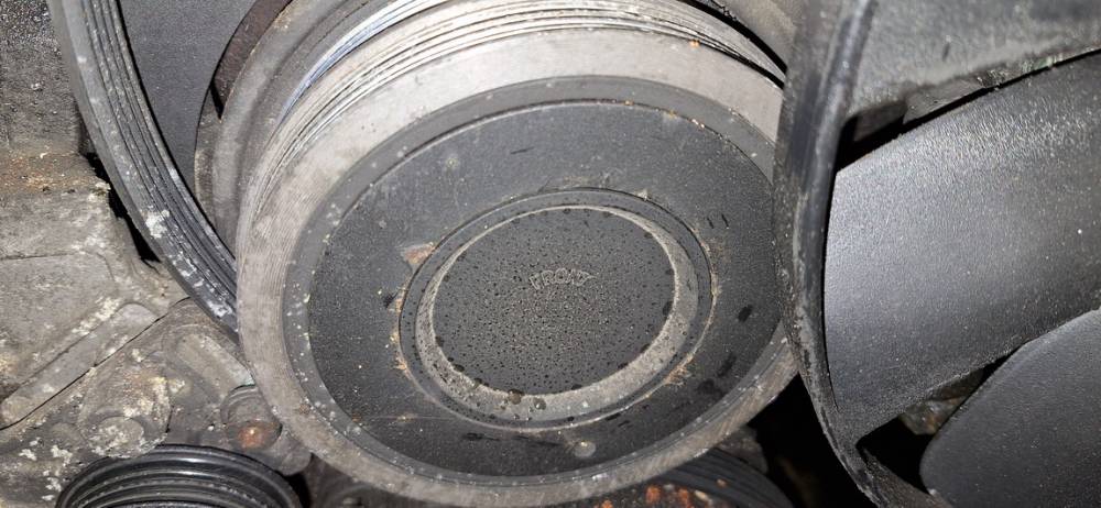 Volkswagen Passat 2001 Crankshaft Belt Pulley - Thumbnail 3