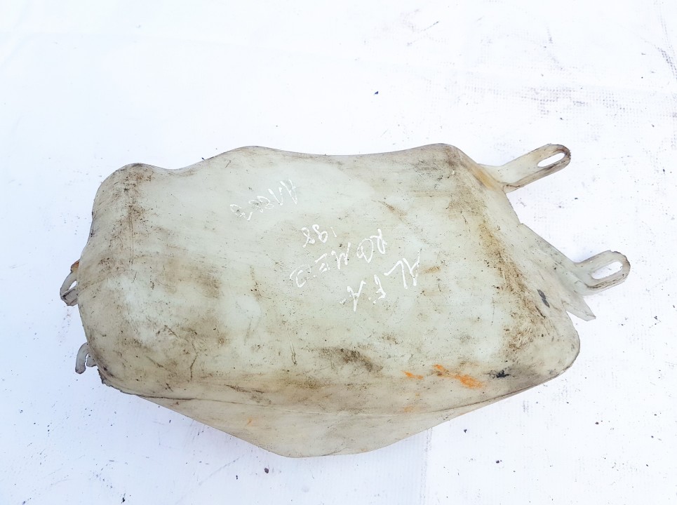 Alfa-Romeo 156 1998 Windshield Washer Reservoir tank (WASHER BOTTLE) - Thumbnail 2