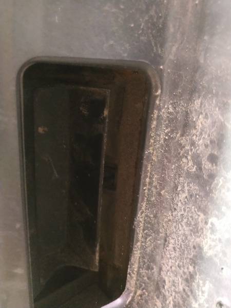 Nissan Almera Tino 2003 Poignée Hayon Interrupteur Coffre Couvercle Verrou À Bouton - Thumbnail 2