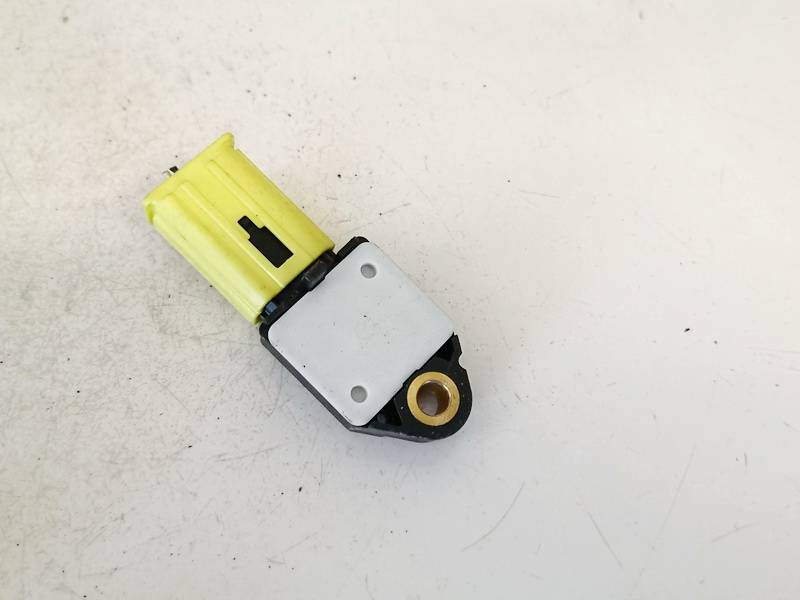 8983102080 Toyota Auris 2007 Srs Airbag crash sensor - Thumbnail 3