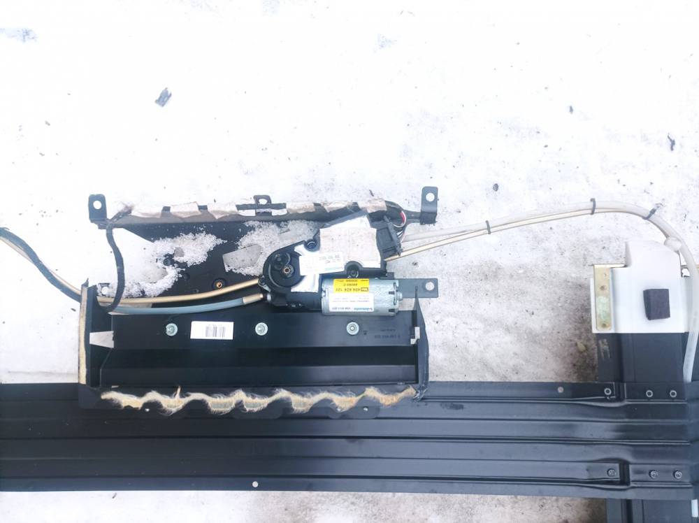 404.424 Volkswagen Phaeton 2003 Sunroof Motor