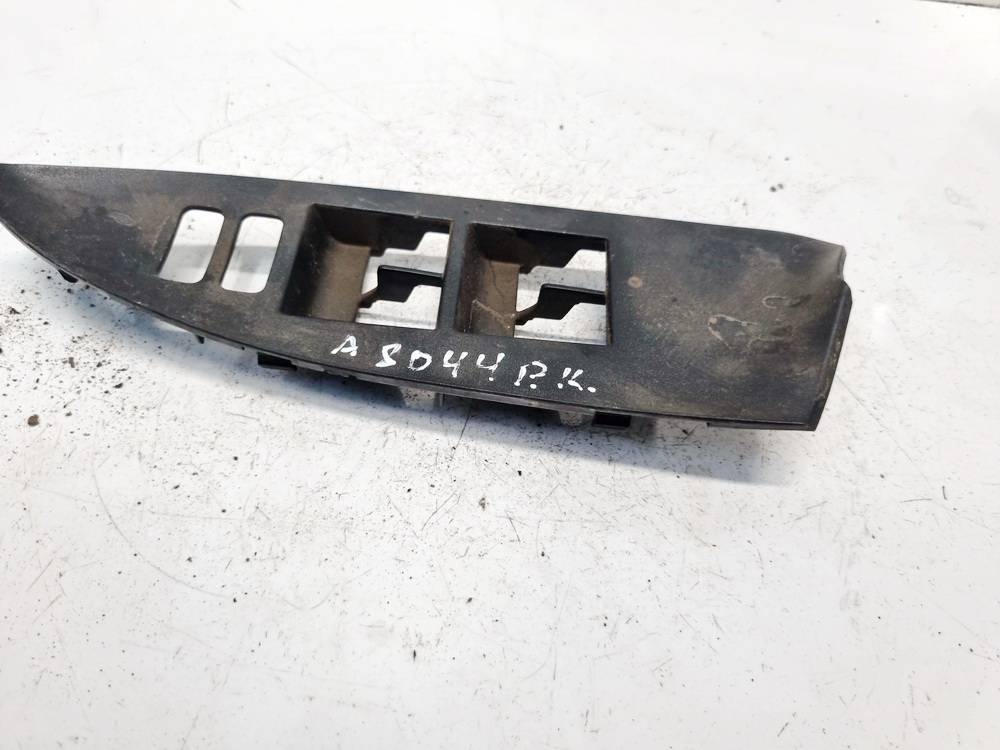 7423242070 Toyota RAV-4 2009 Abdeckung elektr.Fensterheber - Thumbnail 2