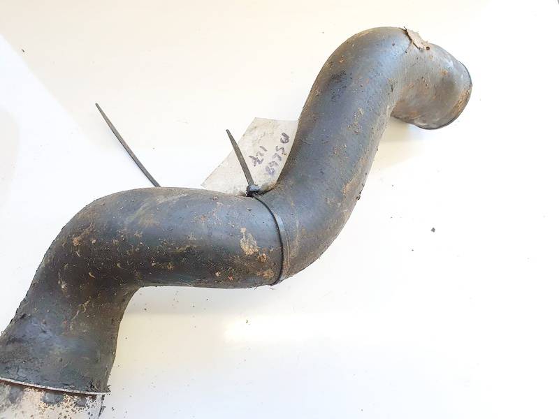 Volkswagen Passat 2004 TURBO INTERCOOLER PIPE HOSE - Thumbnail 2