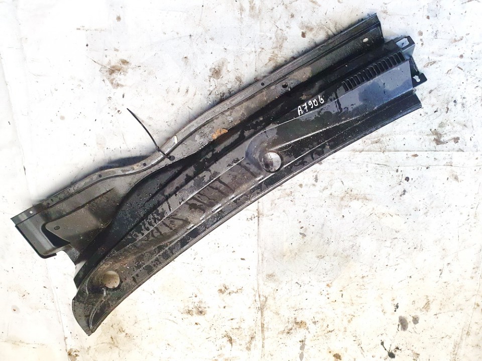 557820F010 Toyota Corolla Verso 2006 Abdeckung Windschutz Wasserkastenabdeckung