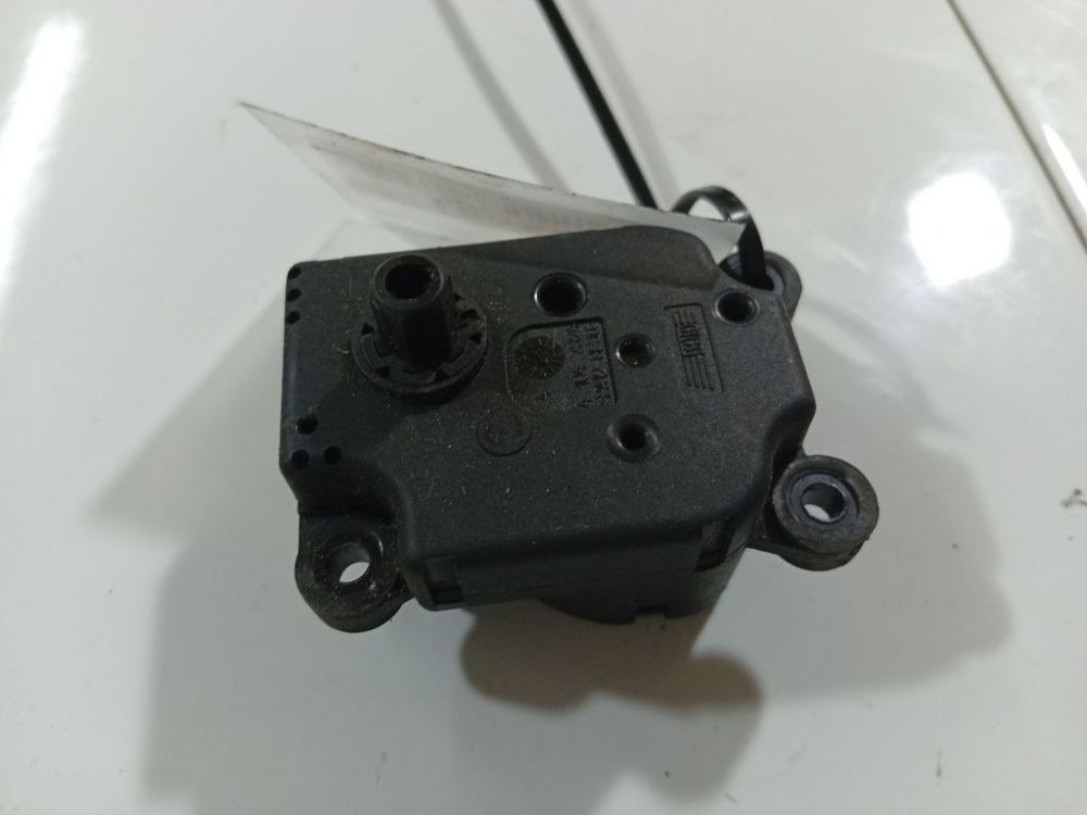 38236UA25 Citroen Xsara Picasso 2000 Sildītāja vārsta motoriņš - Thumbnail 3