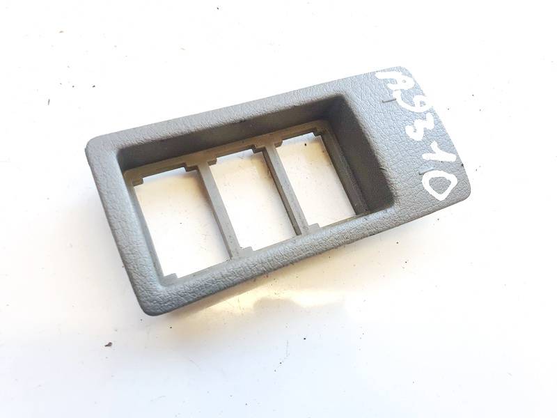 3M71A044J44ABW Mazda 2 2005 Salona apdare (plastmasas)