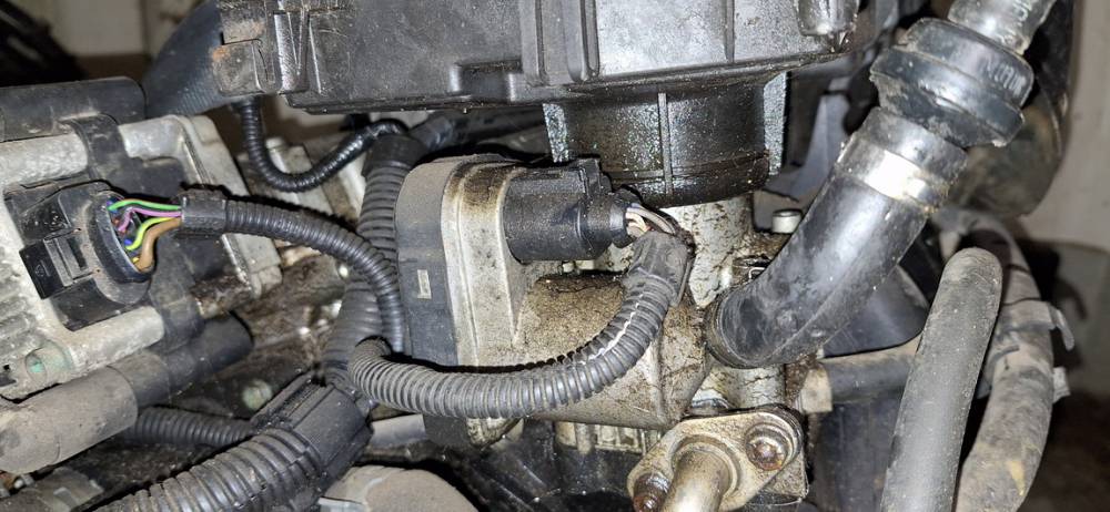 036133062 Volkswagen Golf 2000 High Flow Throttle Body Valve (Air Control Valve) - Thumbnail 2